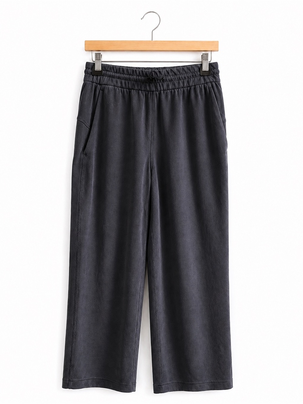 Lululemon Softstreme High-Rise Straight-Leg Crop Pants Grey 4